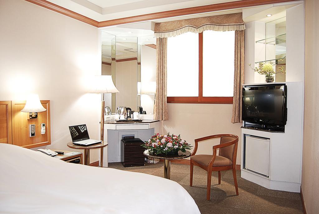 Arirang Tourist Hotel Changwon Room photo