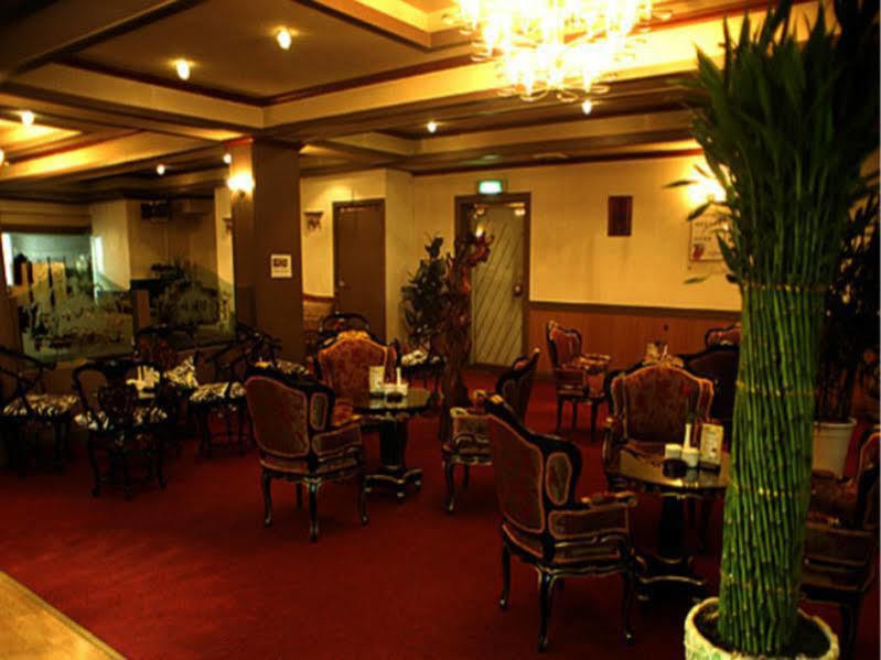 Arirang Tourist Hotel Changwon Exterior photo
